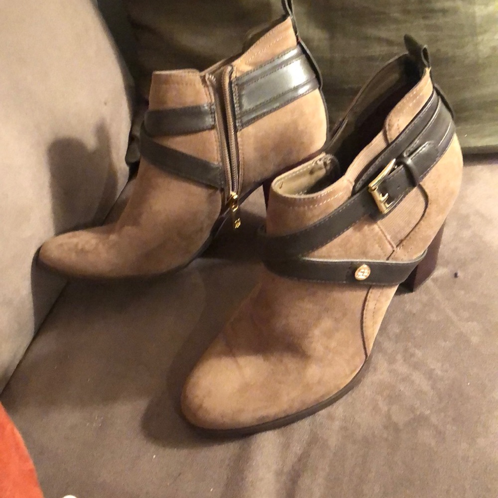 Tommy Hilfigure Booties